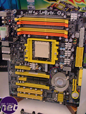 CES 2005 Corsair and DFI