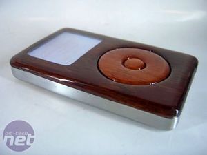 Real Wood iPod by ZapWizard Eye Candy