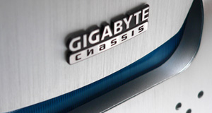 Gigabyte Aurora Case & WC kit