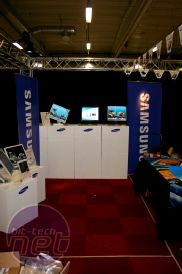 DreamHack Winter 2005 Booth action