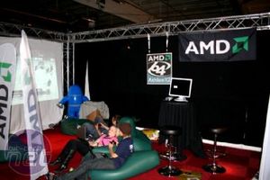 DreamHack Winter 2005 Booth action