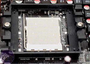 AMD's AM2: Athlon 64 FX-62 & X2 5000+ A New Mounting System...