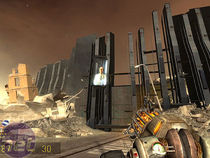 Liveblogging HL2: Episode One Crowbar baby!