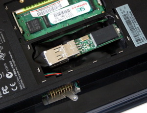 Adding more storage to your Asus Eee PC Connecting the USB drive