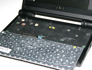 Adding more storage to your Asus Eee PC Those all important first steps...