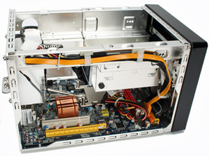 Shuttle SN68PTG5 XPC Picking at the Insides