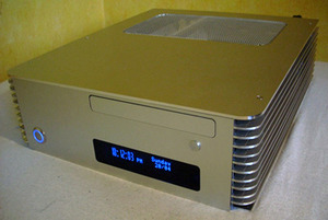 Read, Vote, Win - Mod of the Year 2008 Tiny HTPC by ichessblumen