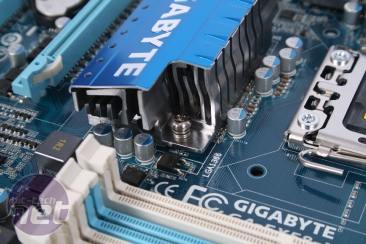 Gigabyte GA-EX58-UD3R Features, Layout and Rear I/O