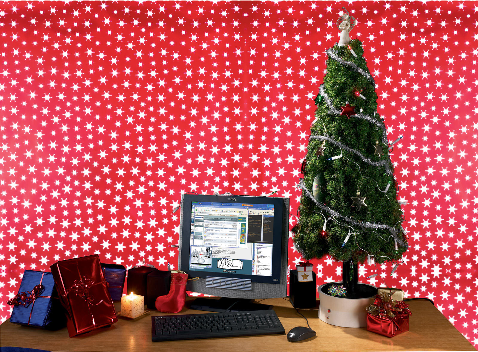 A PC in a Christmas Tree | bit-tech.net