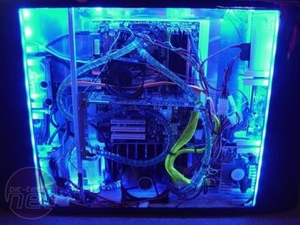 *Silent Fibreglass PC by Keir Graham System Specs and Gallery