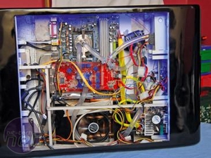 *Silent Fibreglass PC by Keir Graham System Specs and Gallery