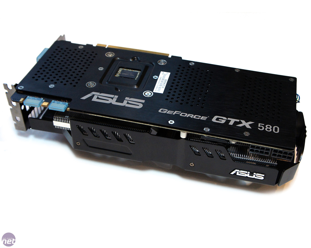 Asus GeForce GTX 580 DirectCU II Preview bit tech