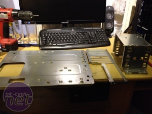 Mod of the Month June 2012 The Blade Desk by Bladesingerz