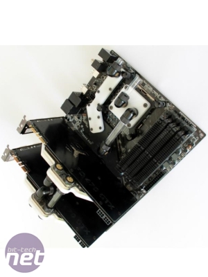 Mod of the Month August 2013 Lian Li PC-A70F - black and white by flix