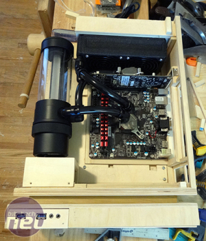 Mod of the Month September 2014 in association with Corsair Mini Watercooled HTPC by Mosquito