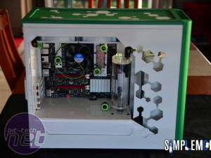 Mod of the Month February 2015 in association with Corsair GREEN MOLECULE by ciobanulx