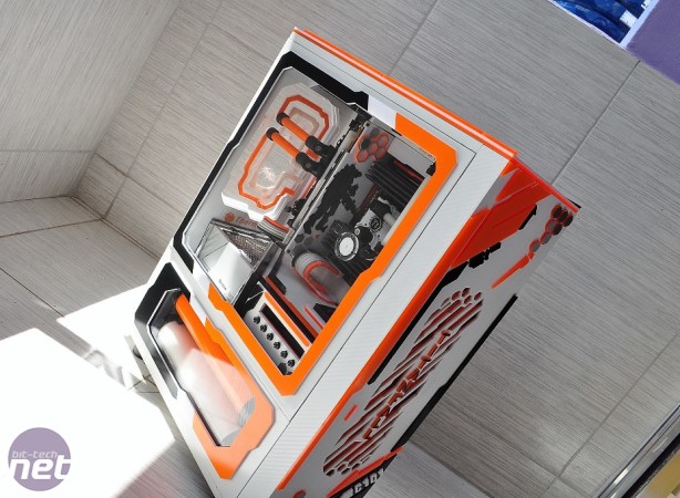 Mod of the Month February 2017 in Association with Corsair Casemod Titanfall by Douglas Alves