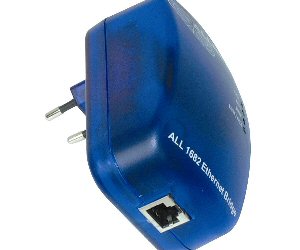 A viable alternative to wi-fi? Homeplug thinks so.