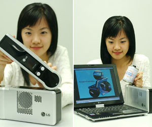 10-hour notebook fuel cell by Xmas