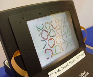 Samsung unveils 7-inch flexible LCD