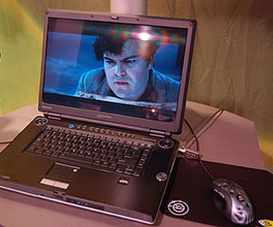 Toshiba to ship HD-DVD Qosmio in May