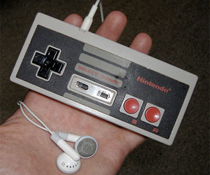 iPod Shuffle NES mod