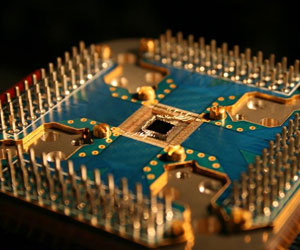 First commercial quantum computer demoed