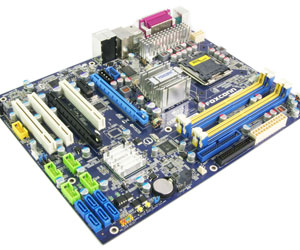 Foxconn launches P35-based mobos