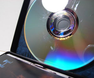 Microsoft is offering free replacements for any scratched copies of Halo 3: Limited Edition.