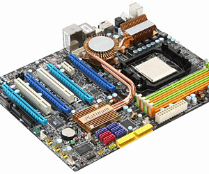 The MSI K9A2 Platinum - AM2+, Quad/Tri-core Phenom compatible, PCI-Express 2.0 and Quad CrossFire