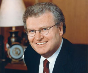 Howard Stringer - a man of cheesy grins and big ideas for the PlayStation Network. 
