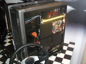 Thermaltake phase change and Spedo case Thermaltake has new phase change cooling