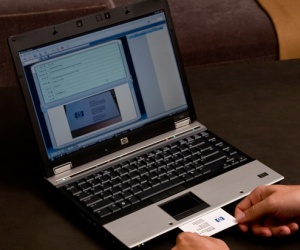 HP laptop gets 24 hour battery