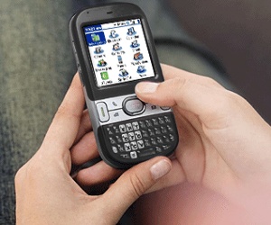 Palm to launch new OS at CES