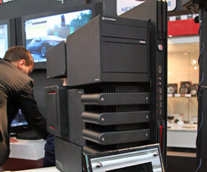 Thermaltake has a fantastic concept case: Level 10