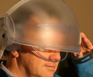 Virtual Reality headset simulates all five senses