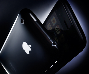 Apple responds to App Store critics