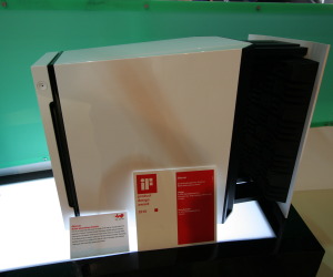 In-Win shows off sound-proof space case