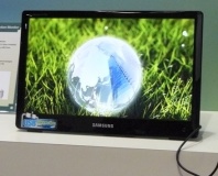 Samsung demos USB-powered display