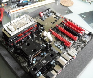 FLush scratch-built water-cooled PC finished