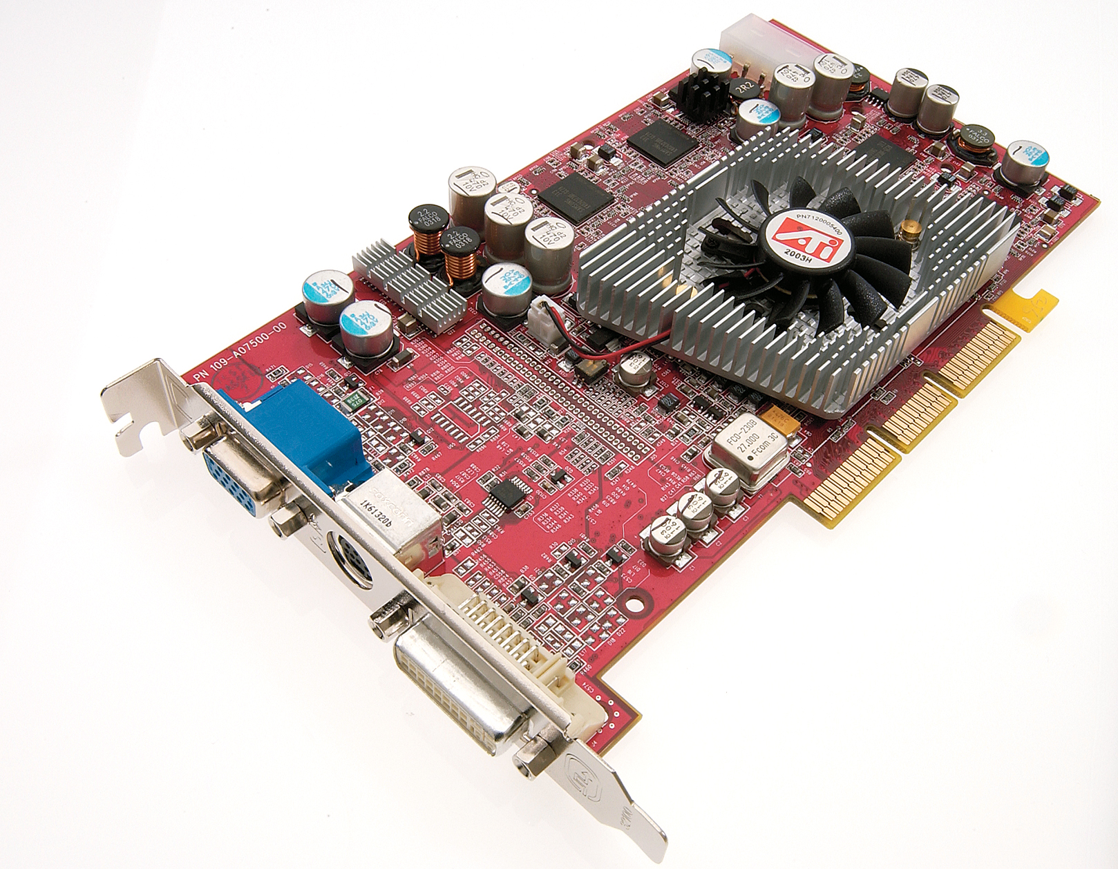 Сайт ati radeon. Видеокарта AMD Radeon c552. Radeon 9800. Sapphire ATI Radeon 9500.