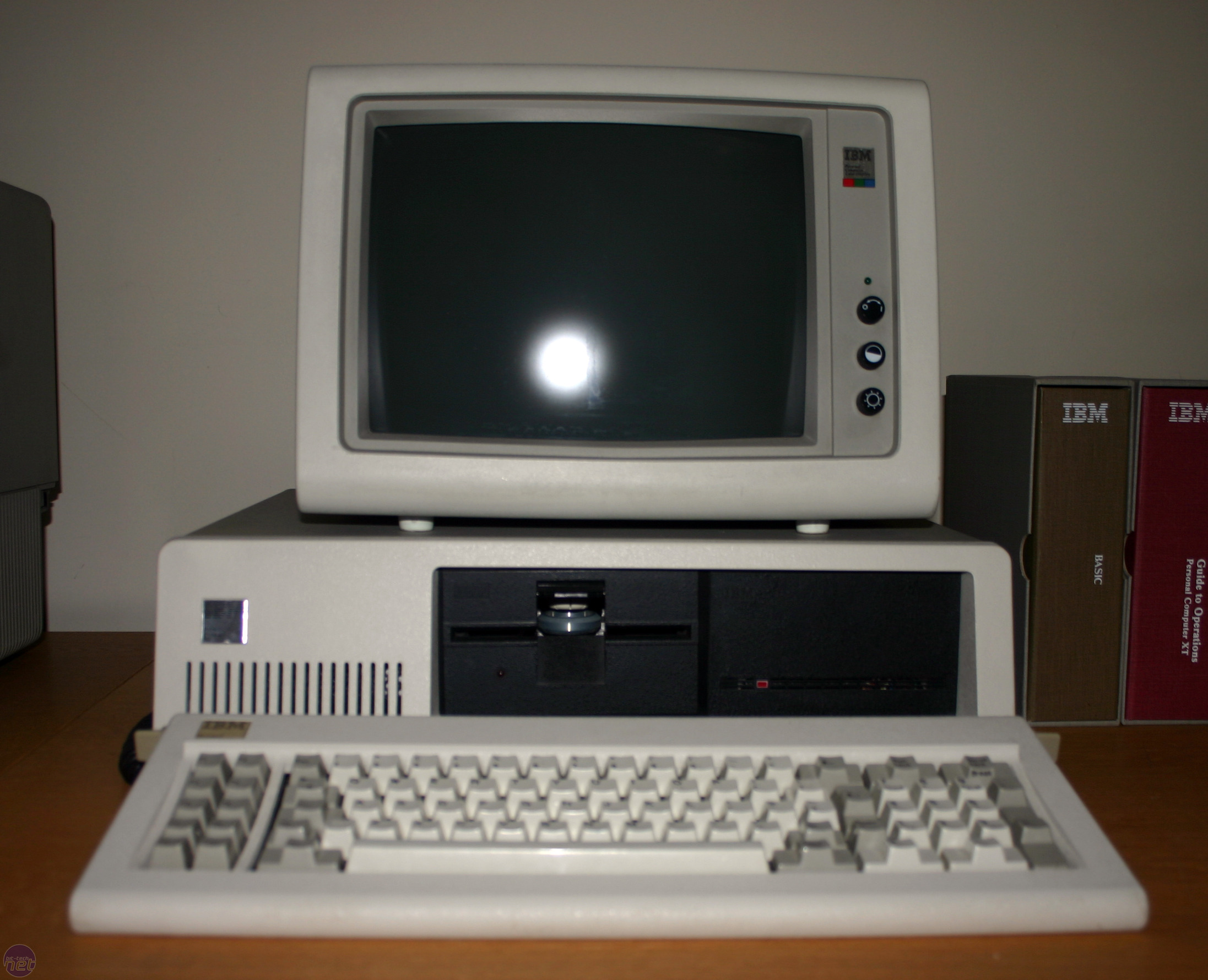 Как назывался 1 персональный компьютер. Компьютер IBM PC 5150. IBM PC XT 5150. IBM PC XT 5160. IBM PC 5150 1981.