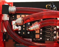 Scratchbuilt PC: cooling system and water-cooling feature 