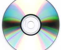 Console gamers prefer discs to downloads