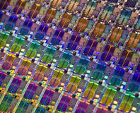 Intel invests in 22nm fabs