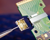Intel to fund silicon photonics centre
