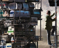 HTC announces Vive Ready Player One tie-in, Tracker availability